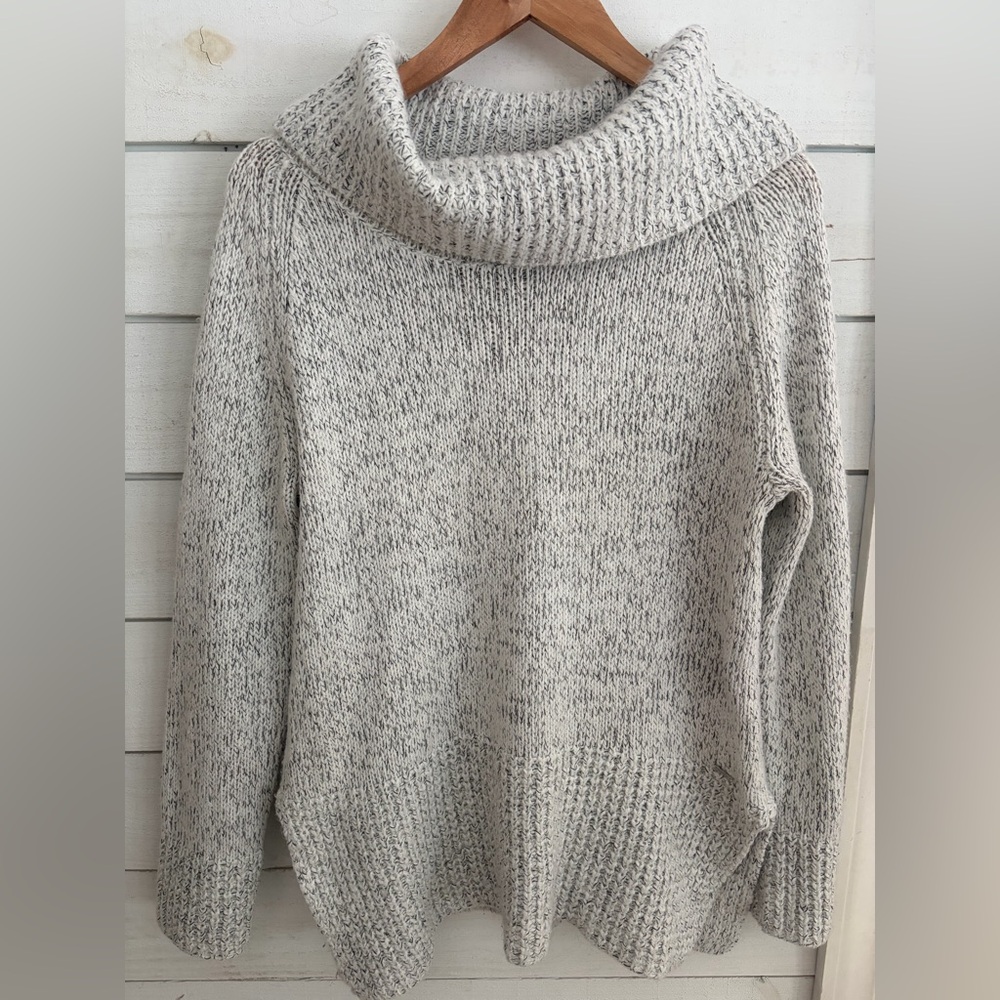DKNY Light Gray Cowl Neck knit slit pullover Sweater women’s medium